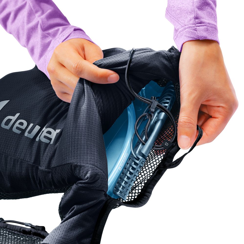 Deuter Traick 9 SL Trail Running Rucksack black Produktbild 8