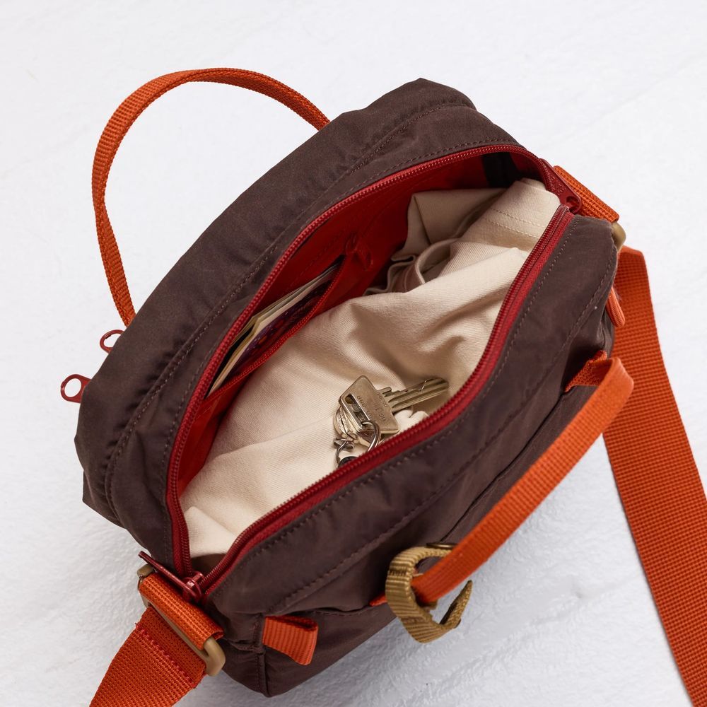 Fjällräven Kånken Koncept Crossbody Tasche black-oak-rowan-red Produktbild 6