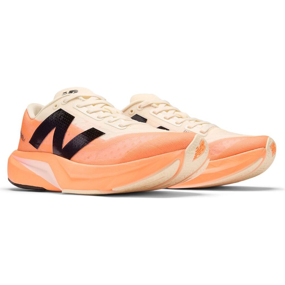 New Balance FC Rebel V4 Damen Laufschuh hot mango Produktbild 3