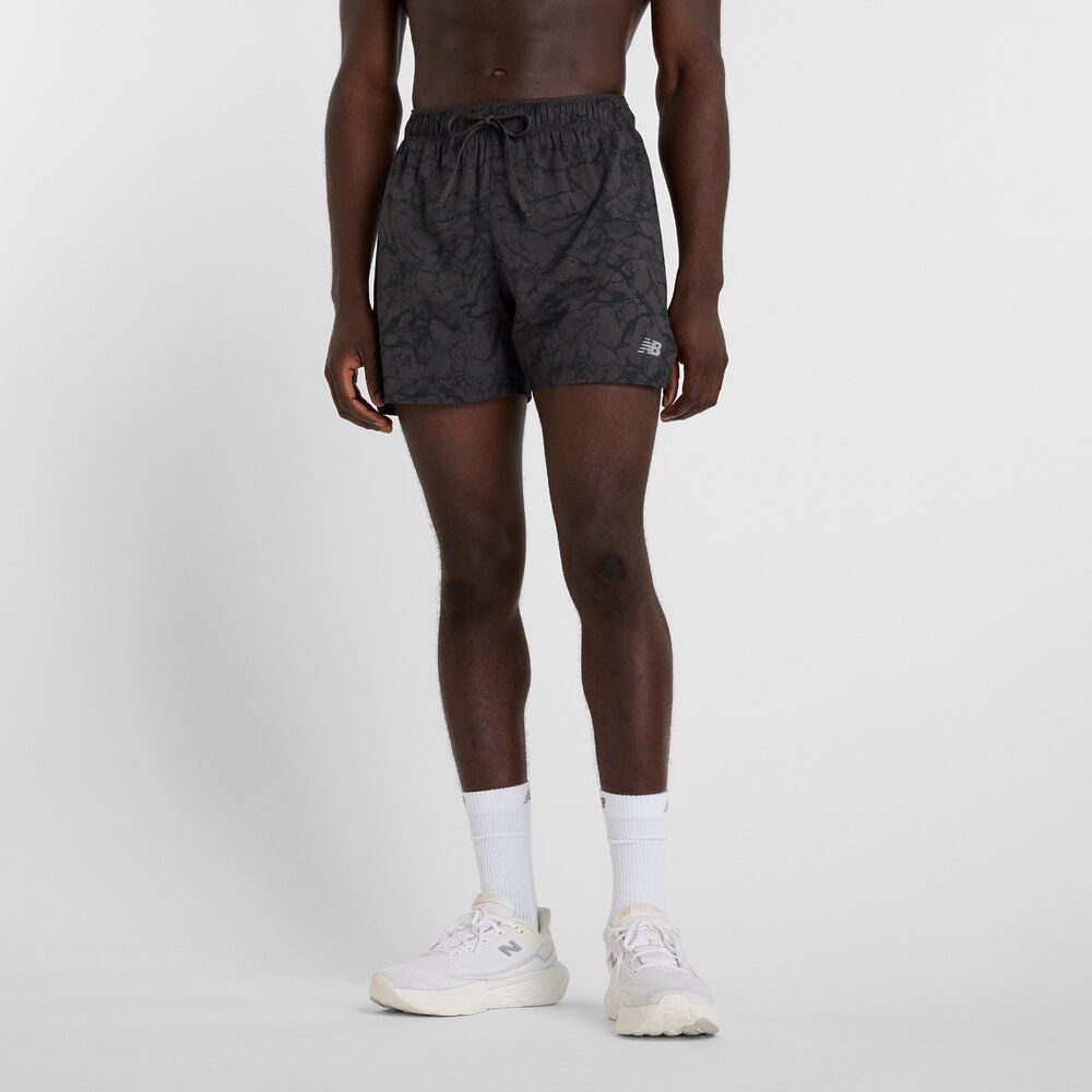 New Balance RC Printed Short 5 Herren Laufshorts Produktbild 0