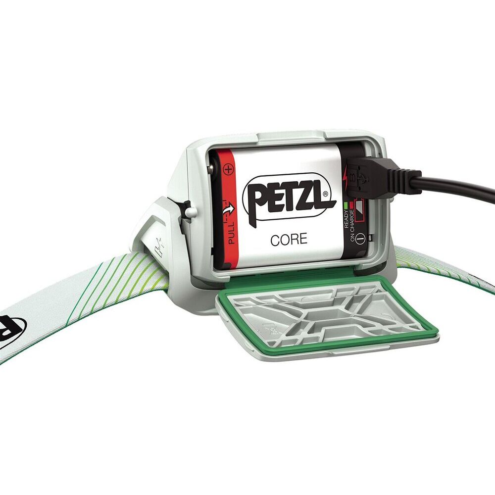 Petzl Actik Core 600 Lumen Stirnlampe grün Produktbild 4