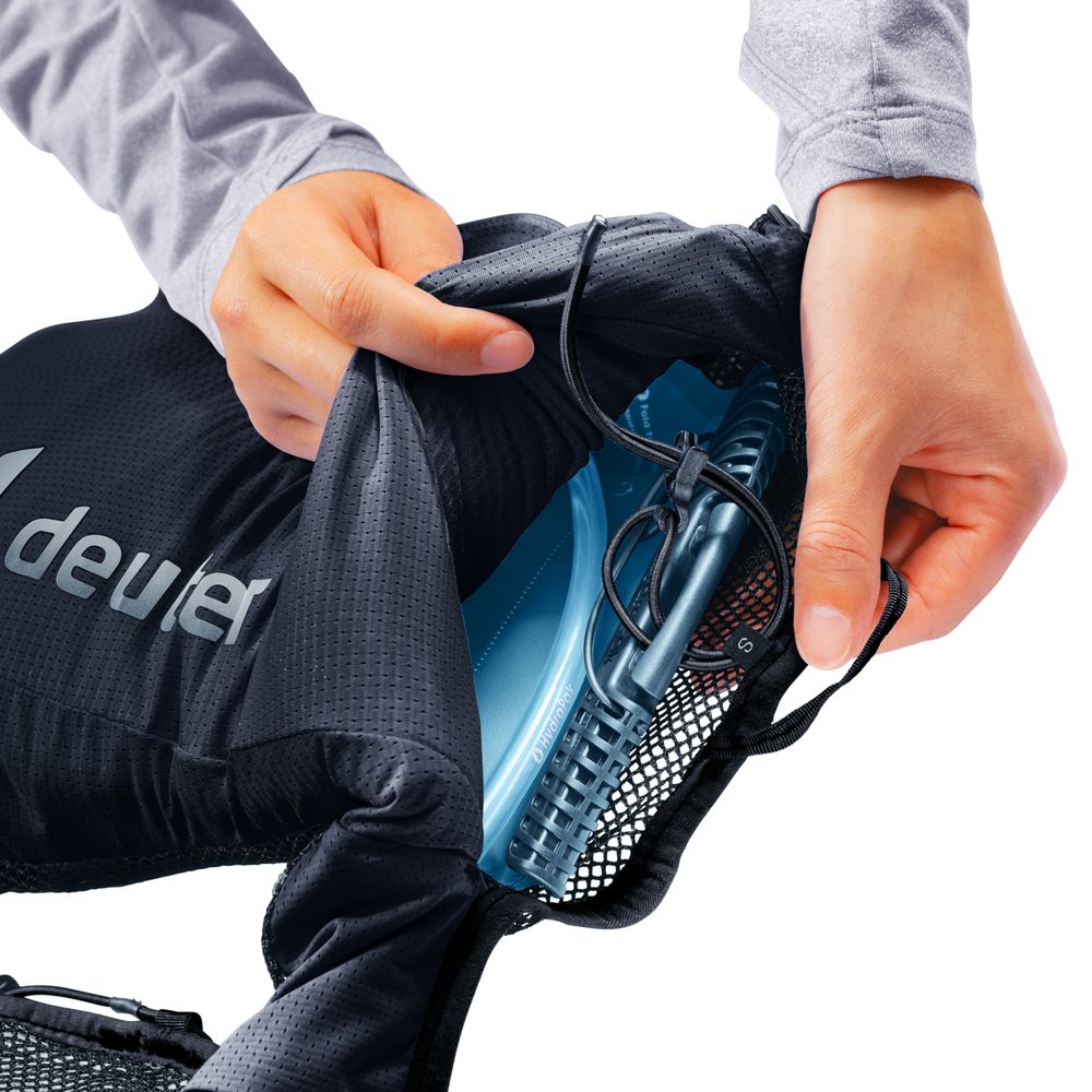 Deuter Traick 9 Trail Running Rucksack black Produktbild 8