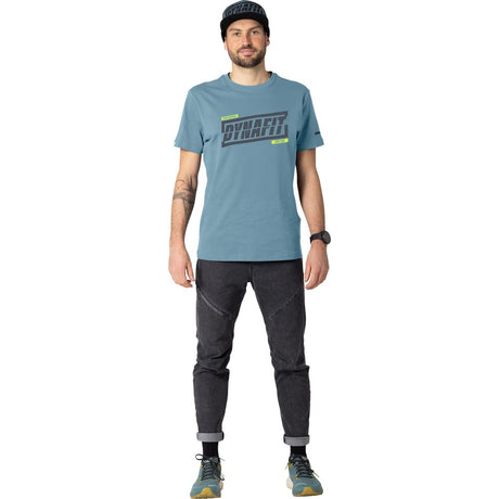 Dynafit Graphic CO M S/s Tee Herren T-Shirt smoke blue tabloid Produktbild 1