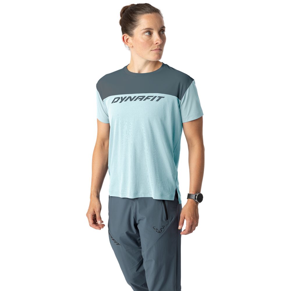 Dynafit Traverse Light Damen T-Shirt cloud-blue Produktbild 1